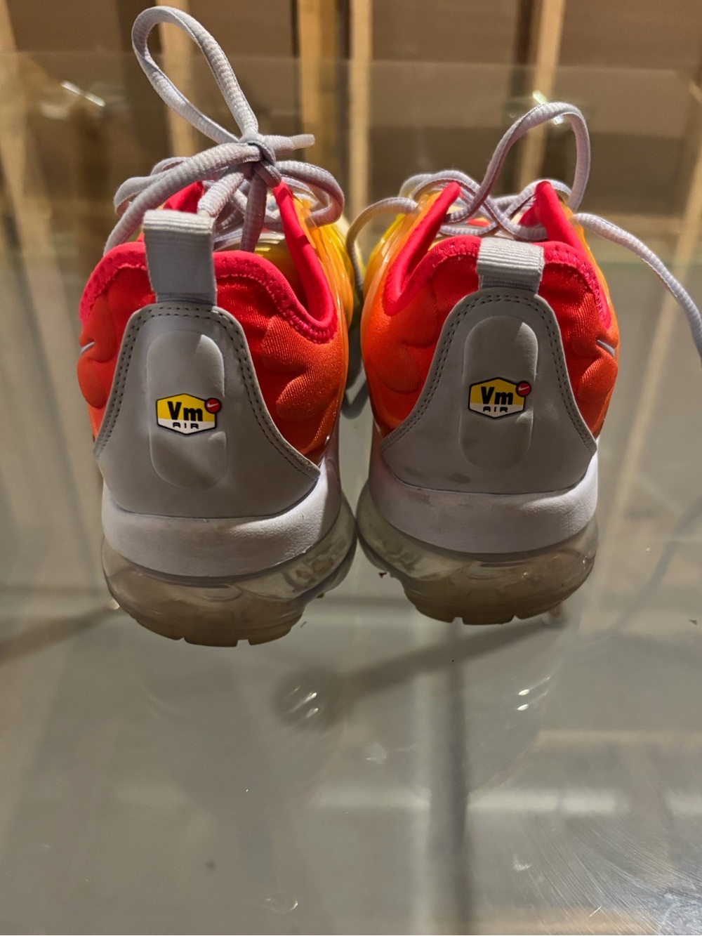 Nike Air VaporMax Plus "Sunrise" - Picture 6 of 7